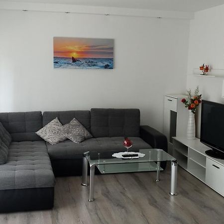Апартаменты Apartman Zoja Мали-Лошинь Экстерьер фото